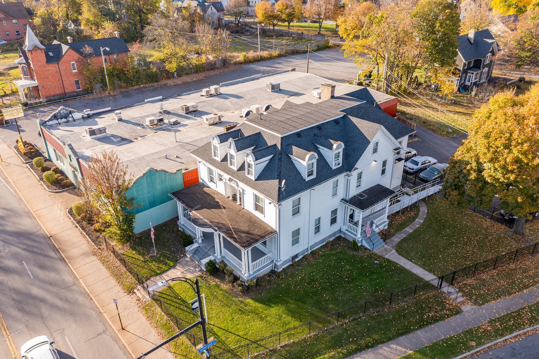 614 W Main St, Rochester, NY for sale Primary Photo- Image 1 of 2