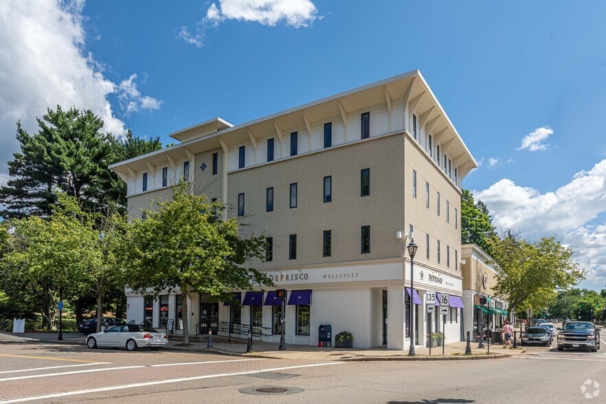 8 Grove St, Wellesley, MA for lease - Primary Photo - Image 1 of 4