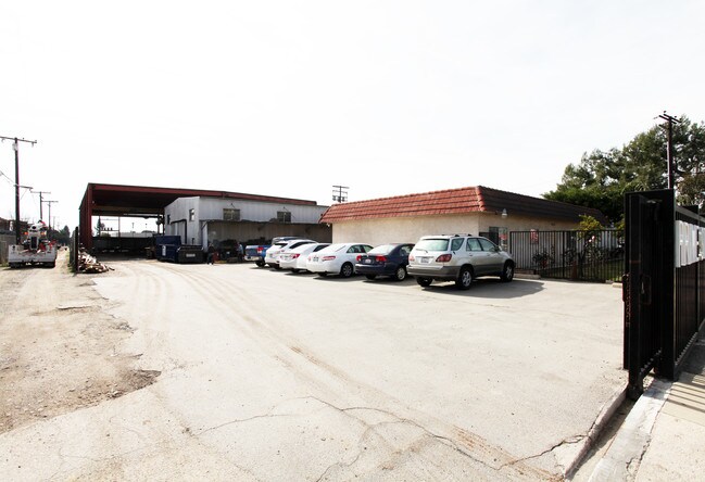 Plus de détails pour 1394 E 9th St, Pomona, CA - Spécialité à vendre