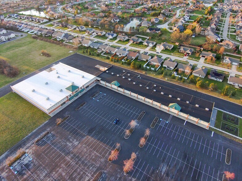 7430-7450 Timberstone Dr, Findlay, OH à louer - Photo du bâtiment - Image 3 de 12