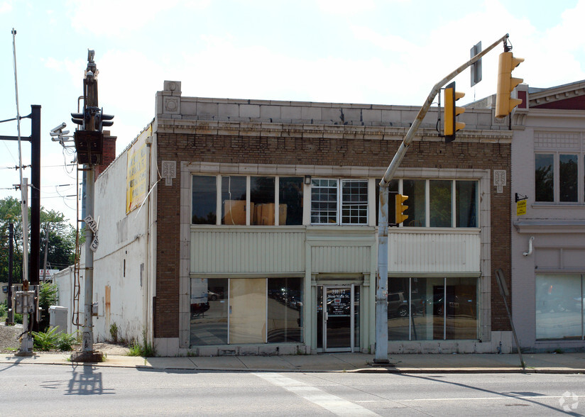 310-312 W Main St, Norristown, PA à vendre - Photo principale - Image 1 de 1