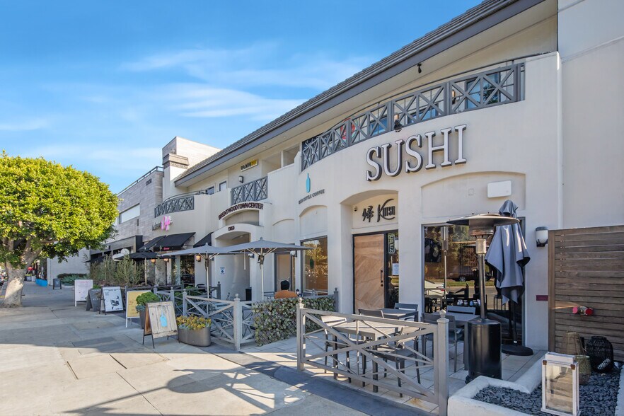 13050 San Vicente Blvd, Los Angeles, CA à louer - Photo du bâtiment - Image 2 de 17