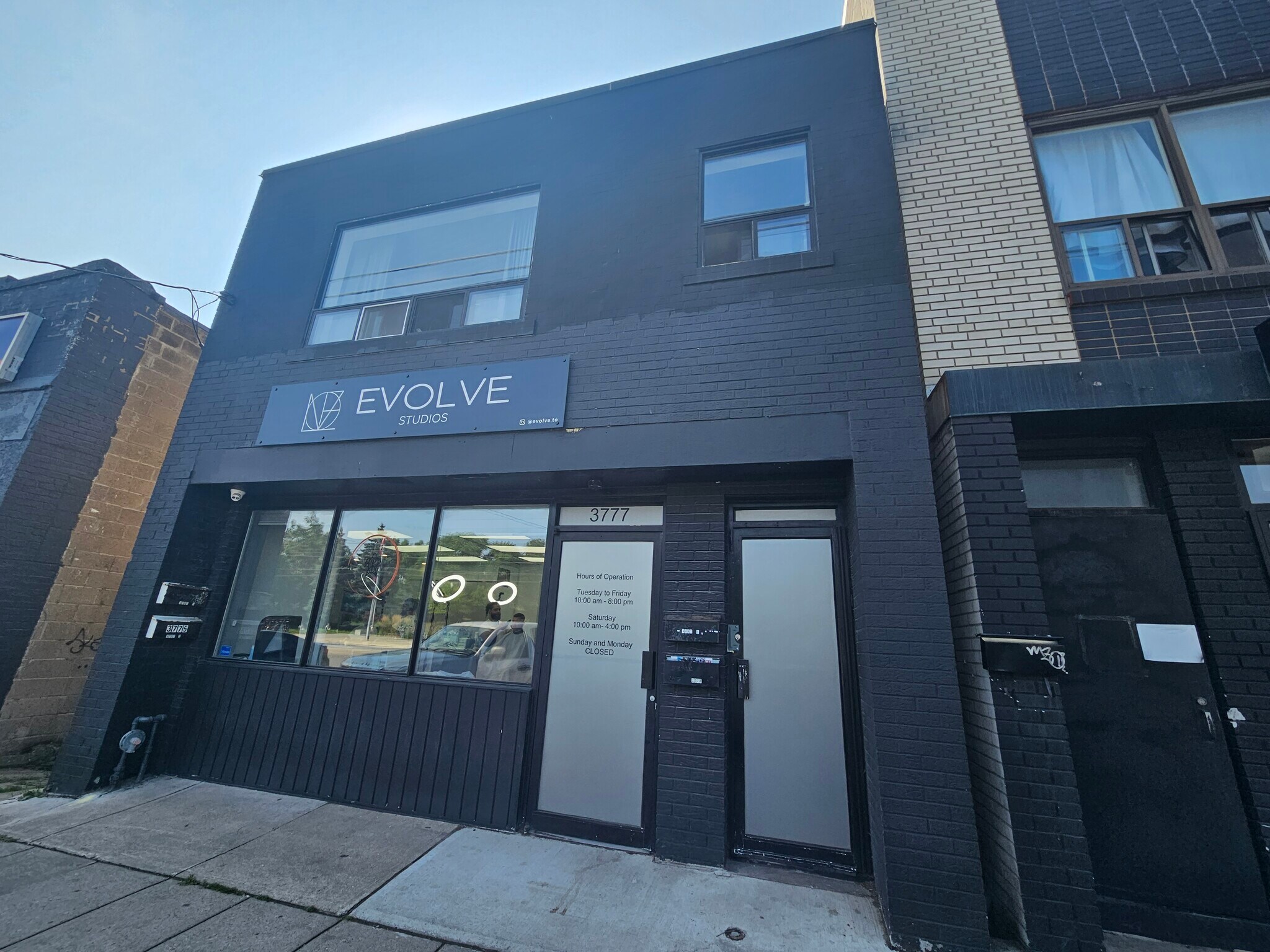 3775-3777 Lake Shore Blvd W, Toronto, ON à vendre Photo du bâtiment- Image 1 de 1