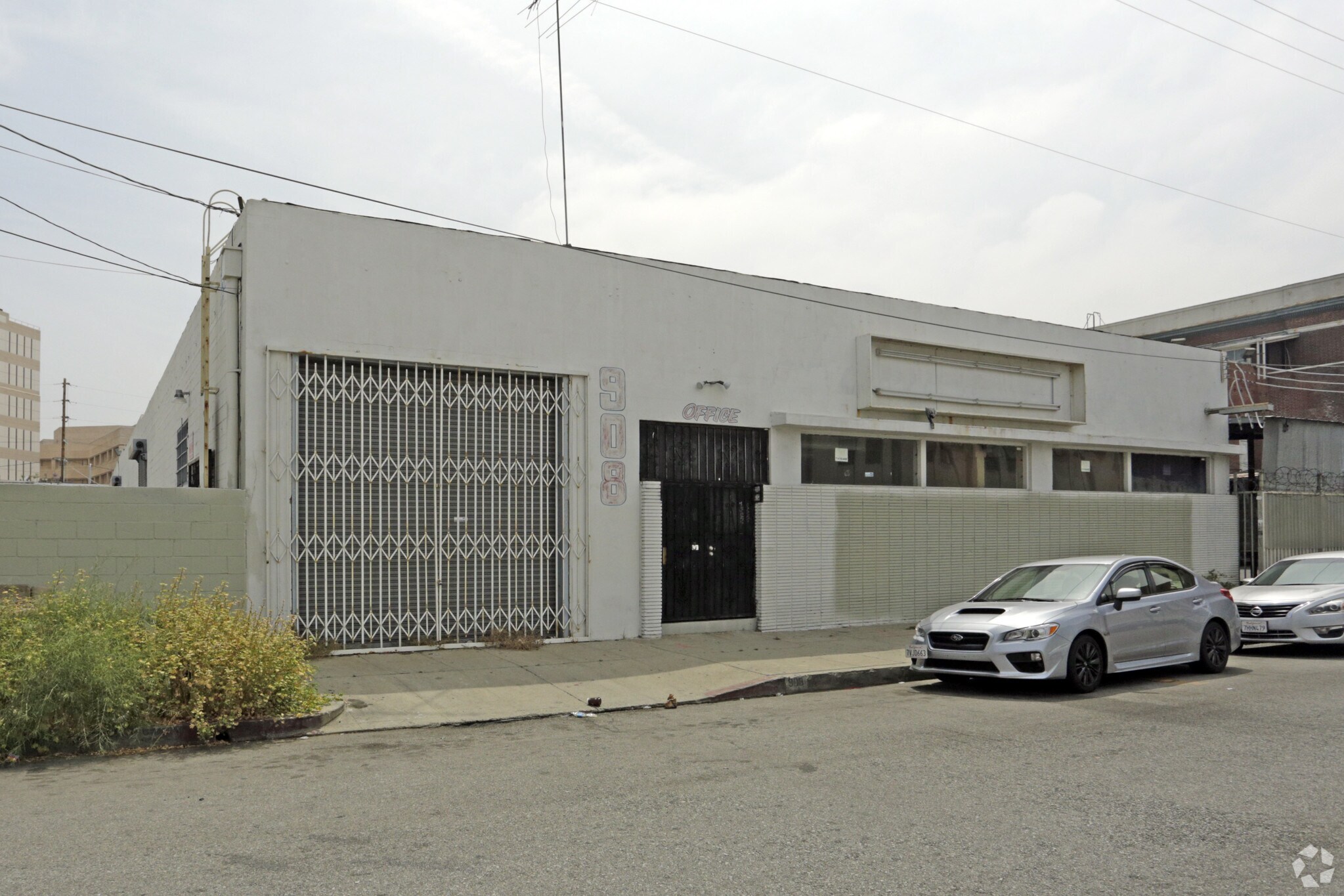 908 Avila St, Los Angeles, CA à vendre Photo du bâtiment- Image 1 de 4