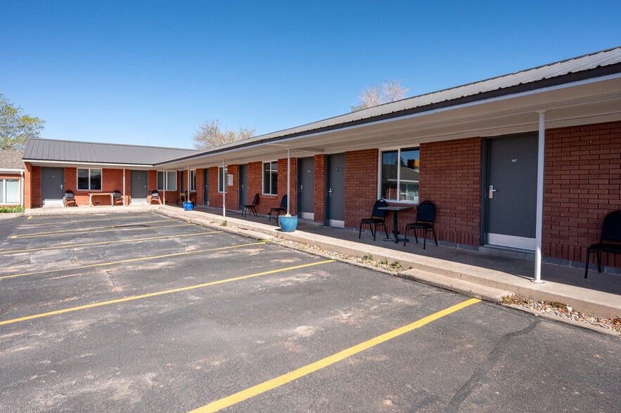 91 E Main St, Bicknell, UT for sale - Building Photo - Image 3 of 81