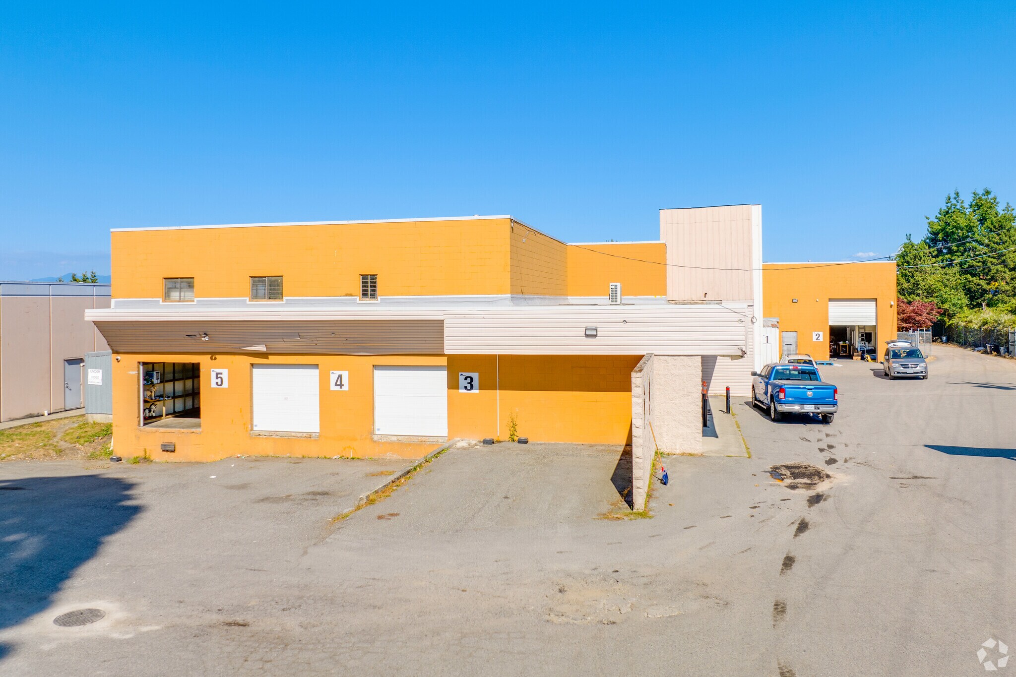 26251 Fraser Hwy, Langley, BC à vendre Photo principale- Image 1 de 8