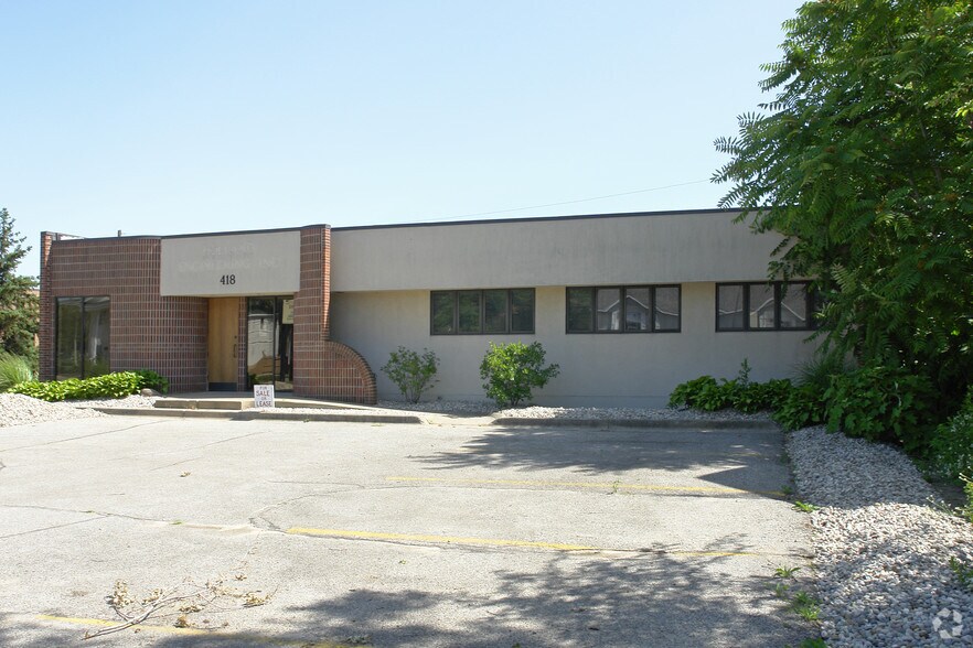 418 E 8th St, Holland, MI for lease - Building Photo - Image 3 of 7