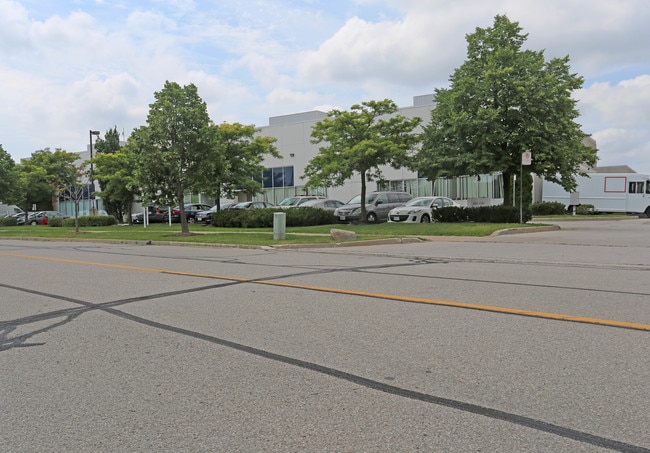 More details for 4090A Sladeview Cres, Mississauga, ON - Industrial for Lease