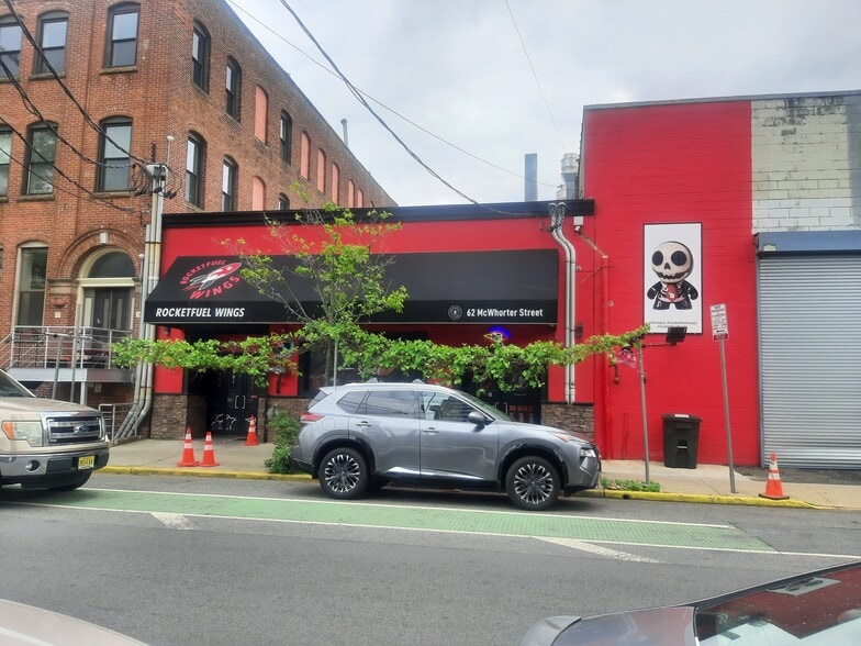62-66 McWhorter St, Newark, NJ à louer - Photo du bâtiment - Image 1 de 22