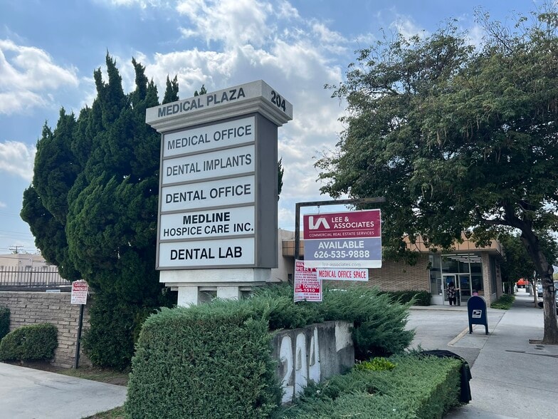 204 E Chevy Chase Dr, Glendale, CA for lease - Building Photo - Image 3 of 14