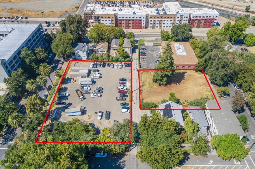 714-722 E St, Sacramento, CA à vendre - Photo du bâtiment - Image 2 de 12