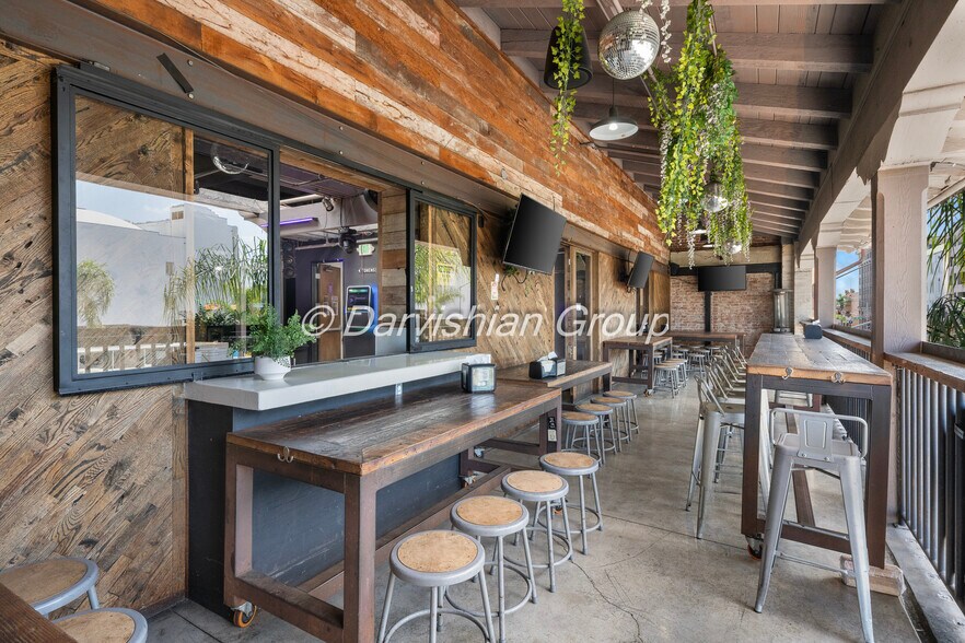 515 N Main St, Santa Ana, CA à vendre - Photo du bâtiment - Image 3 de 12