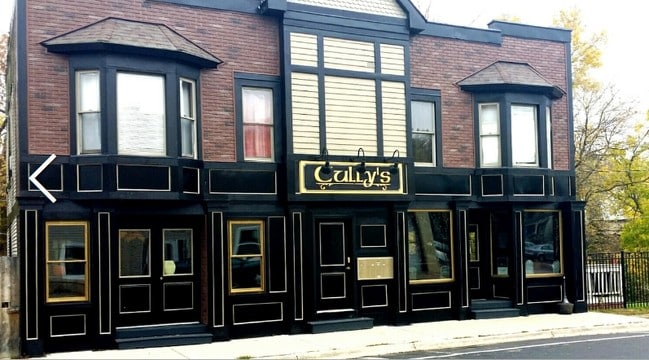 Plus de détails pour 210 S Water St, Stoughton, WI - Commerce de détail à louer