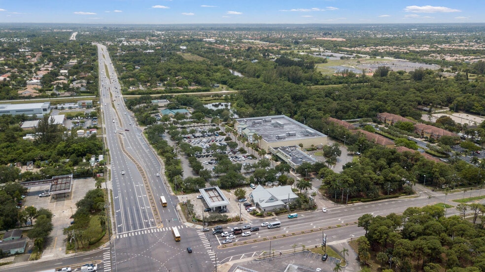 4931 S Military Trl, Green Acres, FL for lease - Building Photo - Image 3 of 32