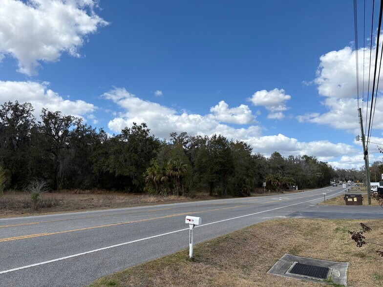 1491 Ponce de Leon Blvd, Brooksville, FL à vendre - Photo du bâtiment - Image 2 de 5