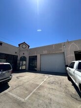 11318-11328 Garvey Ave, El Monte, CA à louer Photo du bâtiment- Image 2 de 16