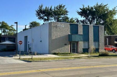 2200 11 Mile Rd, Berkley, MI à vendre - Photo du bâtiment - Image 3 de 7