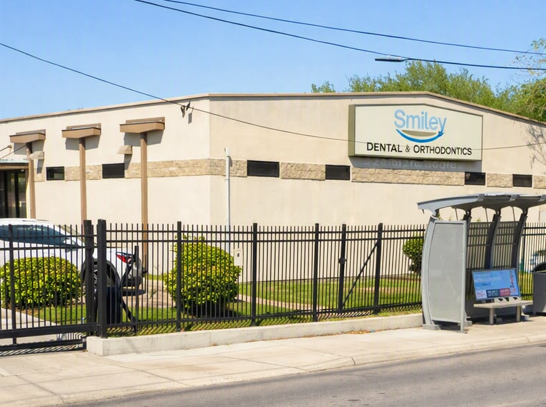 1306 Morgan Ave, Corpus Christi, TX for sale - Building Photo - Image 1 of 6