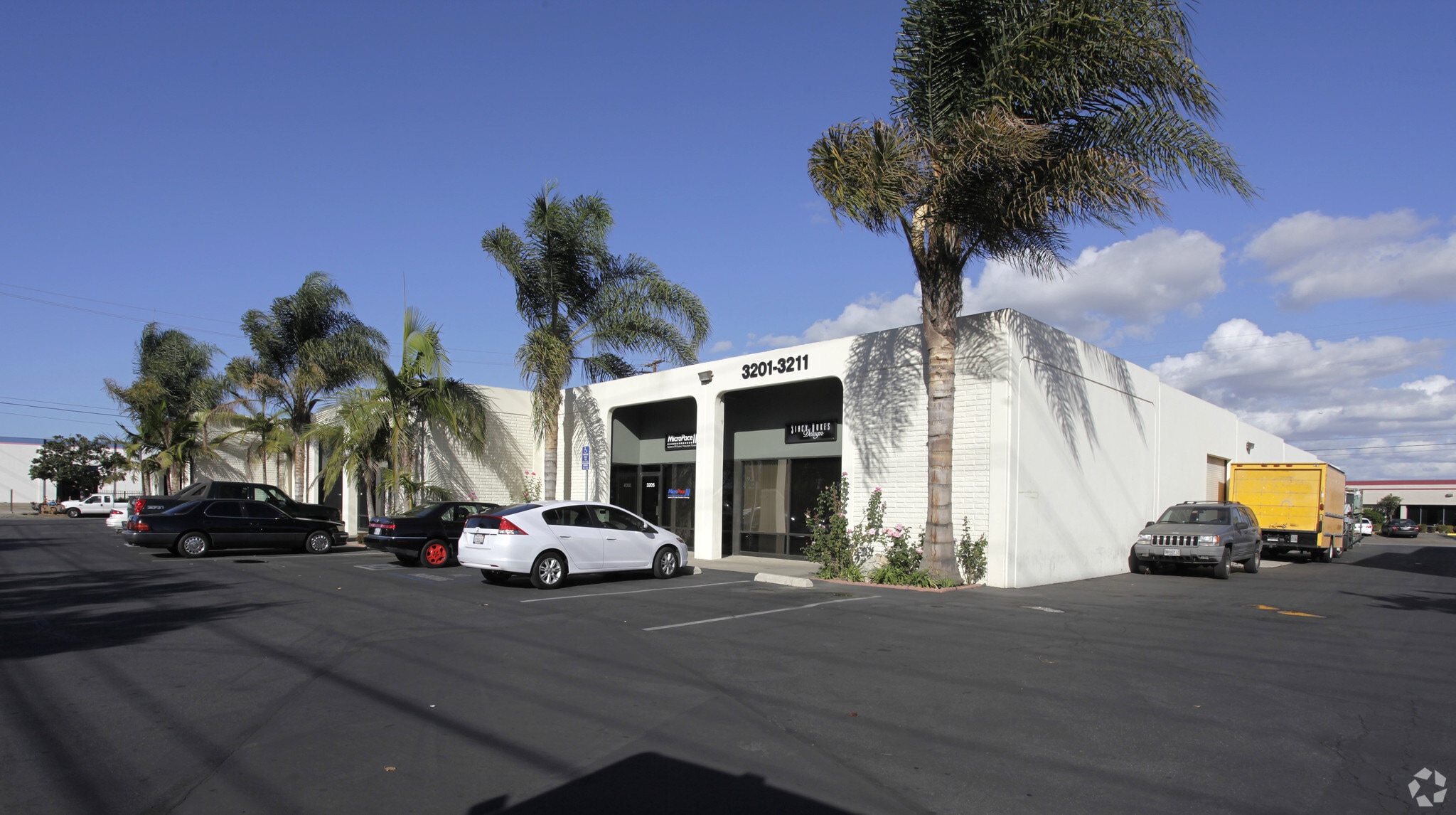 3201-3211 W Warner Ave, Santa Ana, CA for lease Primary Photo- Image 1 of 7