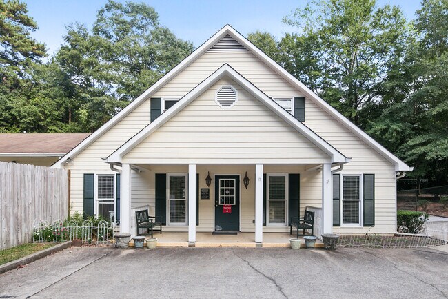 More details for 22 Jefferson Pl, Newnan, GA - Retail for Sale