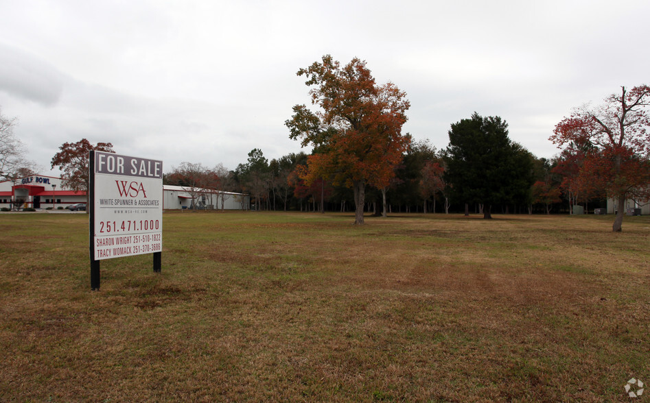 2890 S Juniper St, Foley, AL à vendre - Photo principale - Image 1 de 1