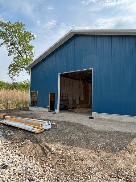 11N 323 Brookside Drive, Elgin, IL for lease - Building Photo - Image 3 of 7