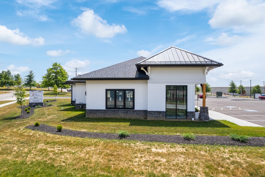 2281 Merit Dr, Wooster, OH à louer - Photo principale - Image 2 de 21