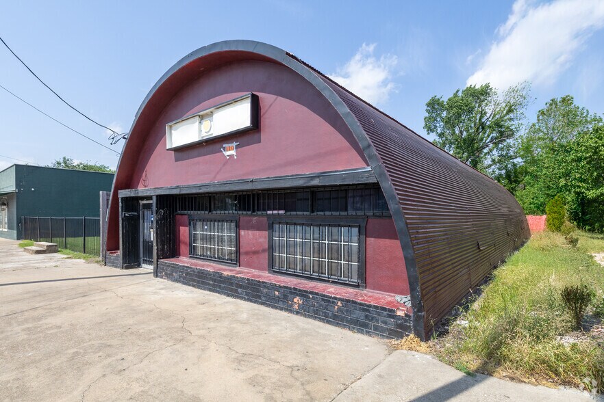 408 N Bryan Ave, Bryan, TX à vendre - Photo du bâtiment - Image 1 de 3