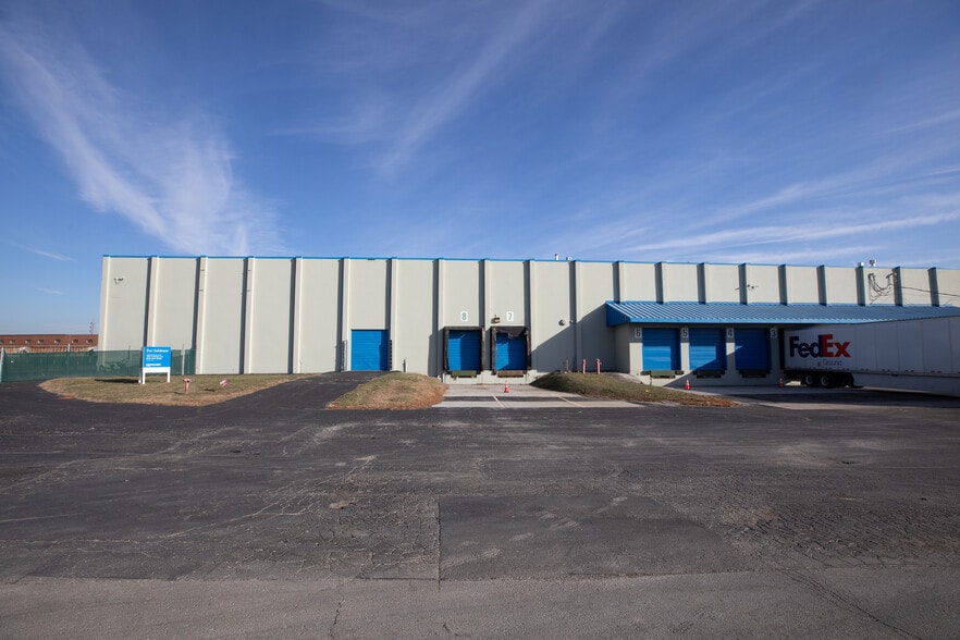 1401 Bedford Rd, North Kansas City, MO for lease - Building Photo - Image 2 of 5