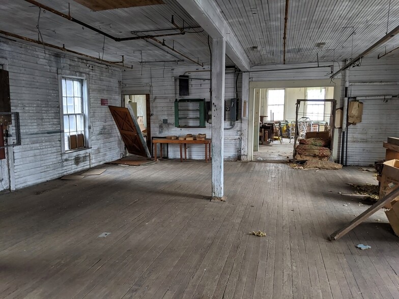 161 South st, Colon, MI à vendre - Photo du bâtiment - Image 3 de 4