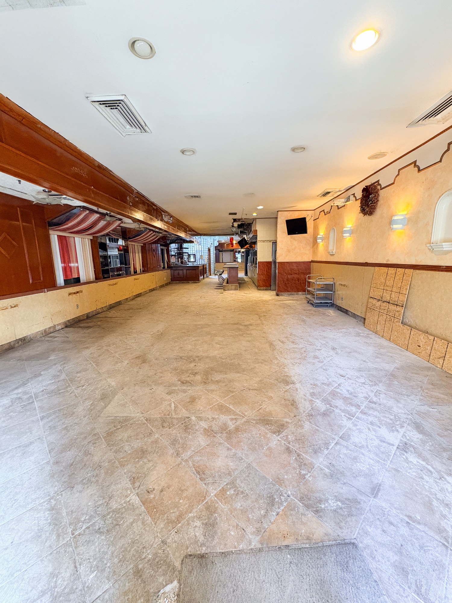 3779-3831 Nostrand Ave, Brooklyn, NY for lease Interior Photo- Image 1 of 6