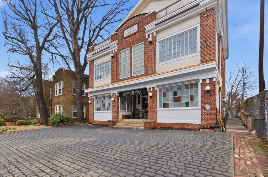 483 Moreland Ave, Atlanta, GA à louer - Photo du bâtiment - Image 2 de 8