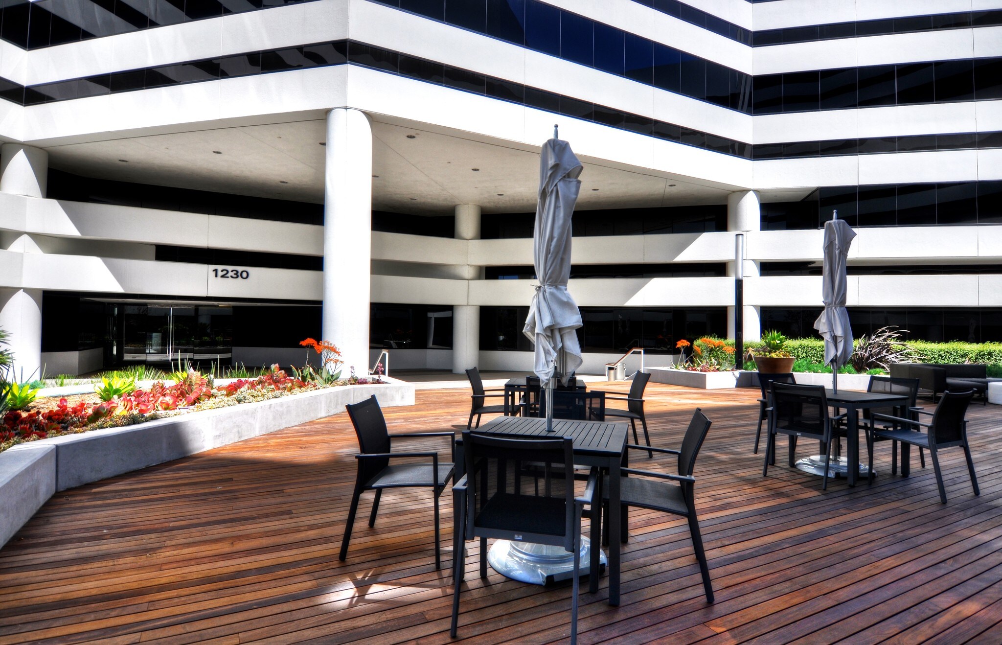 1230 Rosecrans Ave, Manhattan Beach, CA à louer Photo principale- Image 1 de 30