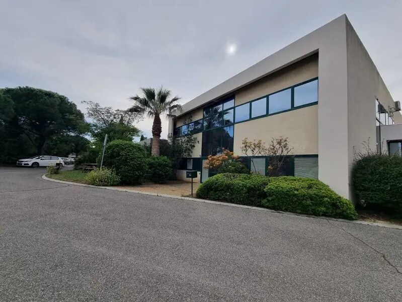 1 Avenue Jean Jaures, Les Pennes-Mirabeau for sale Building Photo- Image 1 of 21