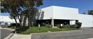 Plus de détails pour 7391 Earl Cir, Huntington Beach, CA - Industriel à louer