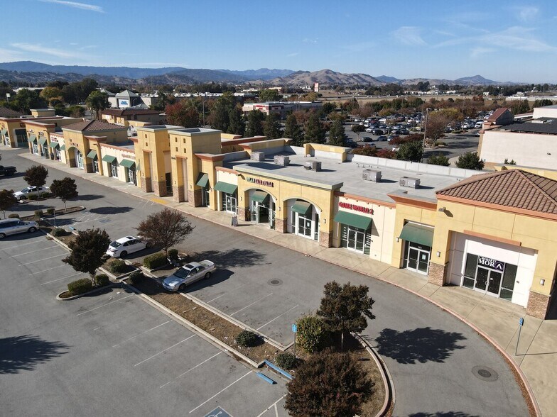 8610-8660 San Ysidro Ave, Gilroy, CA à louer - Photo du bâtiment - Image 3 de 8