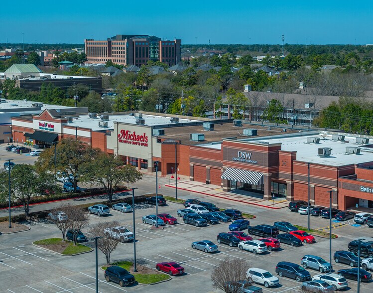 7502-7950 W FM-1960, Houston, TX à louer - Photo du bâtiment - Image 2 de 9