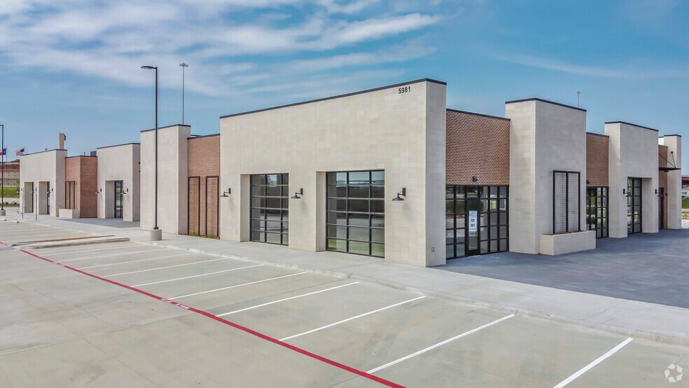 5981 High Point Dr, Irving, TX for lease - Building Photo - Image 3 of 5
