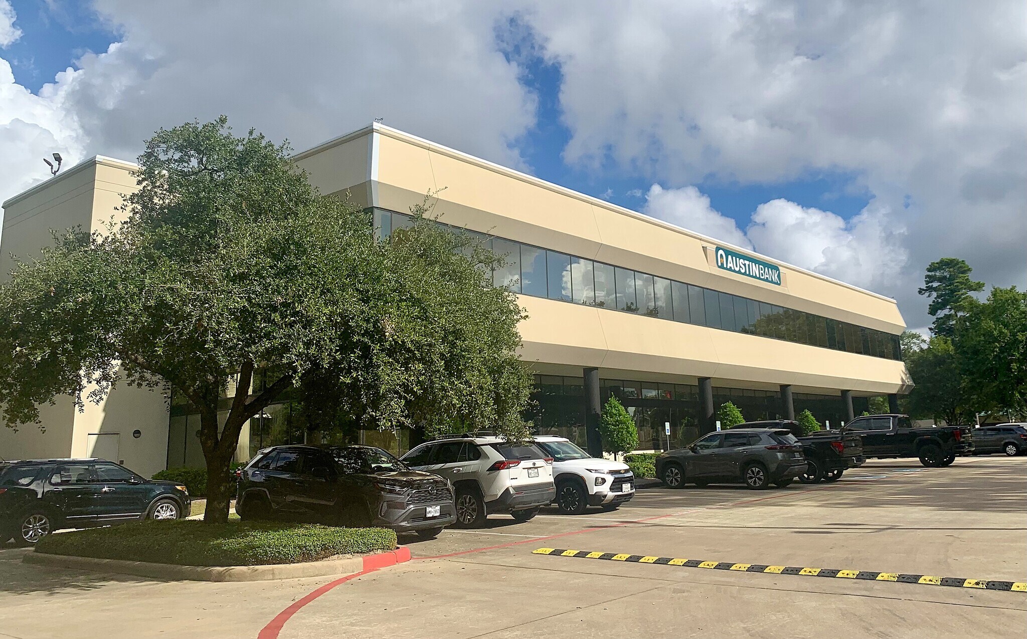 8500 Cypresswood Dr, Spring, TX à vendre Photo principale- Image 1 de 8