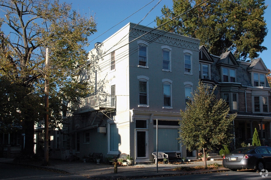 208-210 Muench St, Harrisburg, PA à vendre - Photo du bâtiment - Image 2 de 2