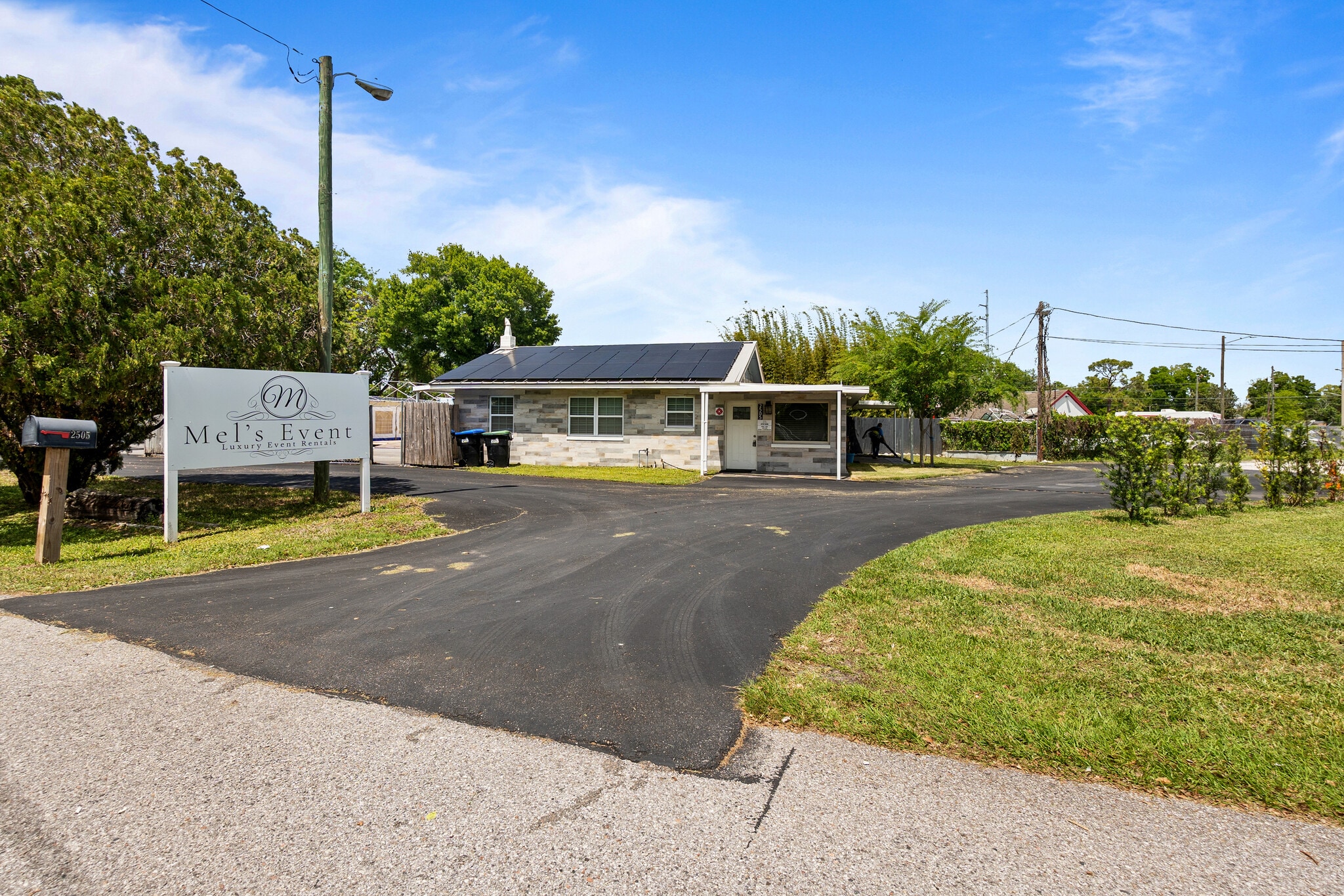 5424 Edgewater Dr, Orlando, FL for lease Primary Photo- Image 1 of 62