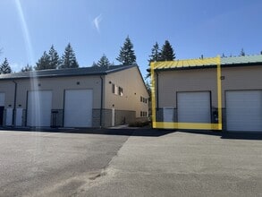 9401 Bujacich Rd, Gig Harbor, WA à louer Photo du bâtiment- Image 2 de 2