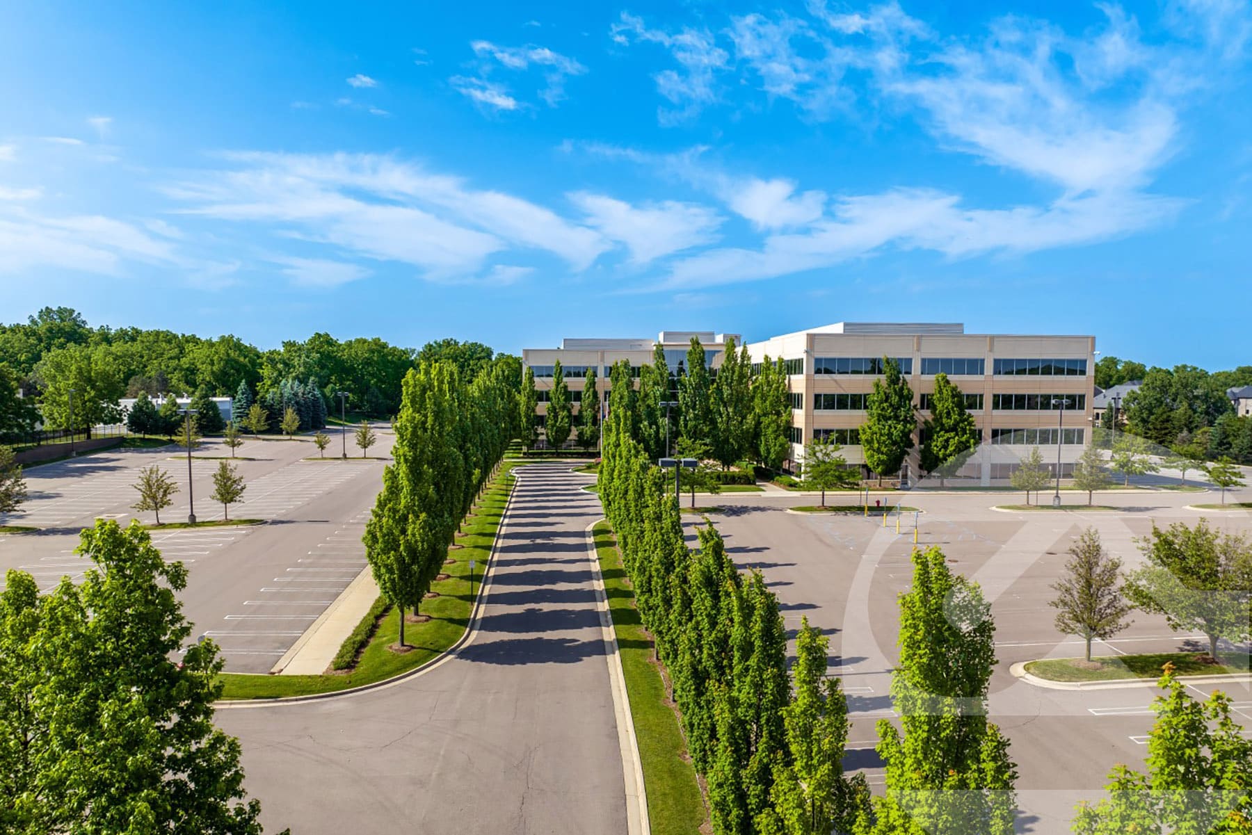 1075 W Entrance Dr, Auburn Hills, MI for sale Building Photo- Image 1 of 5
