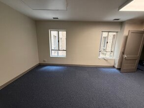 121 S Broadway Ave, Tyler, TX for lease Interior Photo- Image 2 of 3
