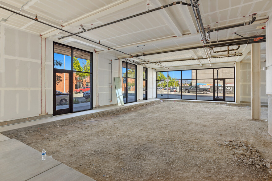 1575-1595 California St, Redding, CA for lease - Interior Photo - Image 2 of 9