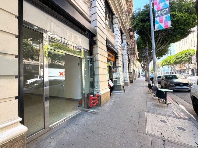 More details for 100-112 W 9th St, Los Angeles, CA - Retail for Lease