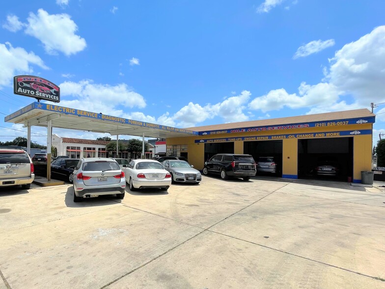 4230 Mccullough Ave, San Antonio, TX for sale - Building Photo - Image 1 of 1