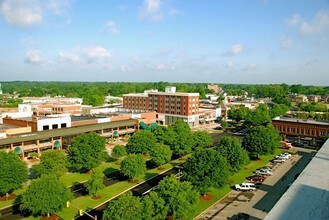 104 Maxwell Ave, Greenwood, SC - AERIAL  map view