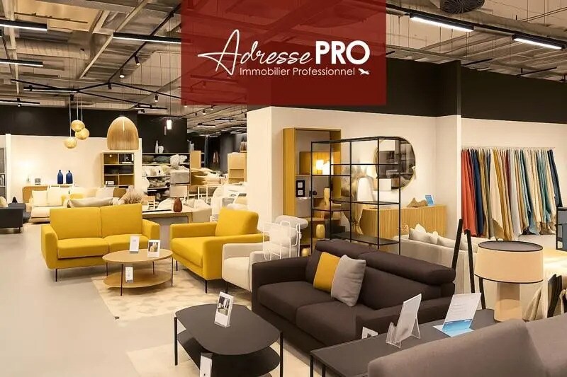 Retail in Bordeaux for sale Building Photo- Image 1 of 6