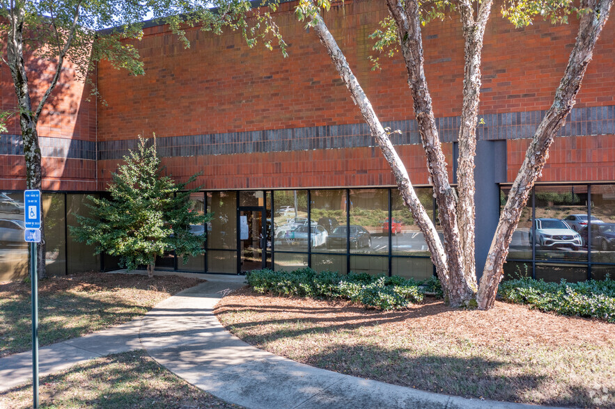 1750 Corporate Dr, Norcross, GA for lease - Building Photo - Image 2 of 4